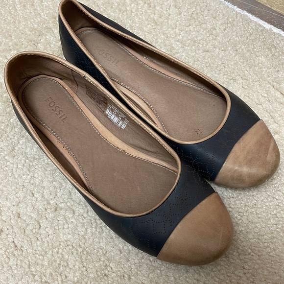 Fossil flats US Size 7.5 - Picture 1 of 5